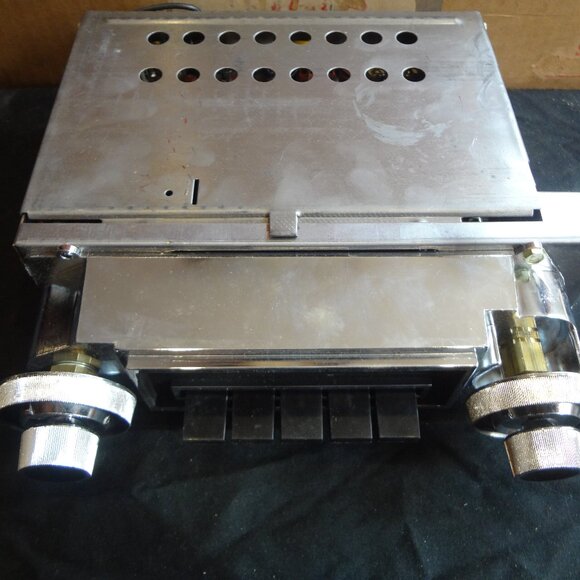 1964 BUICK Special AUTOMATIC RADIO All Transistor Push Button Radio Mo. SBP-4027 - Picture 3 of 8